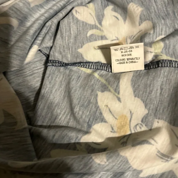 Blue and Cream Casual Sundress with deep V neck fits like a large. - Picture 11 of 12